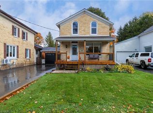 30 Wood St, Mapleton, ON N0B1A0