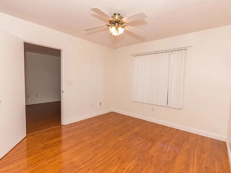 8070 W Russell Rd #1051 — Photo 14