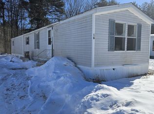 16 Emerald Ridge Rd, Newport, NH 03773