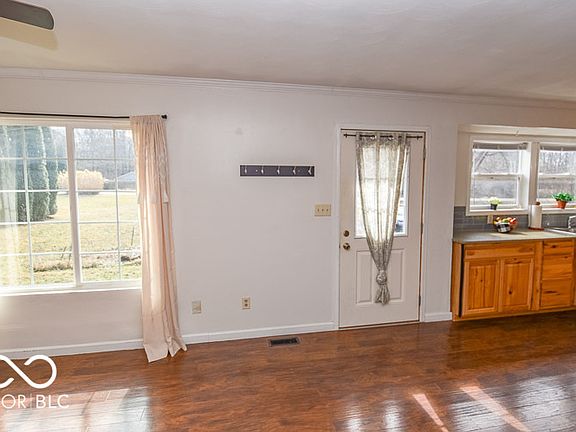 4th image of 4385 E Bethel Ln