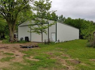 104 Frontier St, Stockville, NE 69042