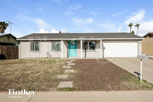 3412 E Claire Dr Photo 1 3412 E Claire Dr Photo 1