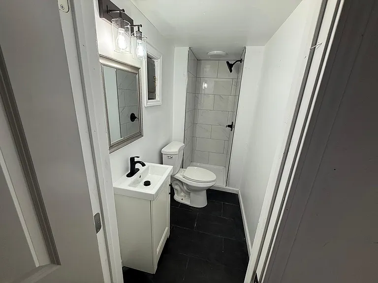 3201 NW Canterbury Pl — Photo 6