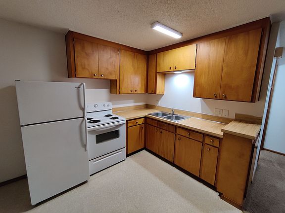 2nd image of 701 W Hayden Ave #15