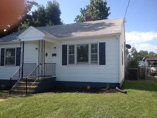 1st image of 1222 Syracuse Ave NW