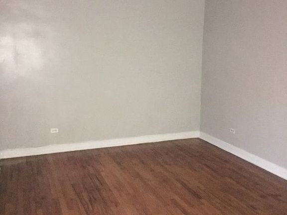 5th image of 250 Clarkson Ave