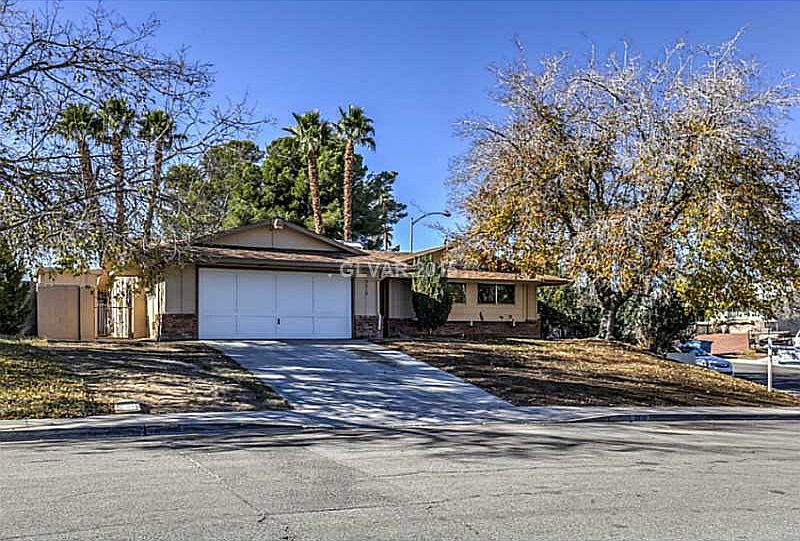 1st image of 3919 Sorrento Way