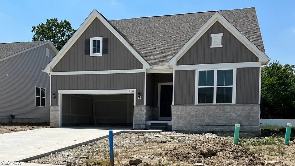 1st image of 26551 Daisy Ln