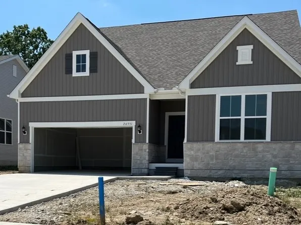 26551 Daisy Ln, Olmsted Township, OH 44138