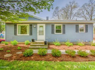 3709 Illinois Ave SW, Wyoming, MI 49509