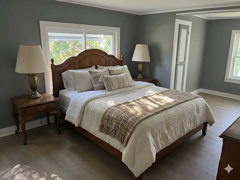 803 Park Dr — Photo 4