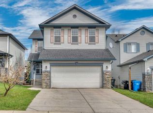 151 S Everhollow Way SW, Calgary, AB T2Y4R7