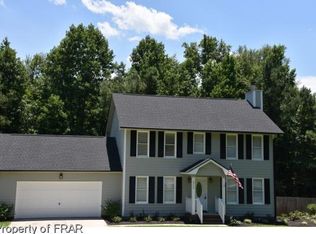 8246 Shoreway Dr, Fayetteville, NC 28304