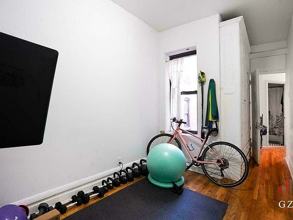 5th image of 427 W 154th St APT 6