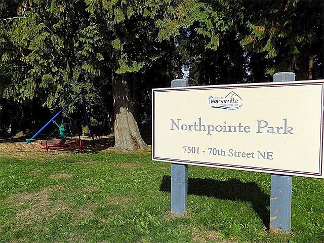 1st image of 6802 75th Dr NE