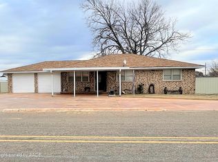 1005 S Main St, Wheeler, TX 79096