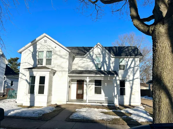 2413 4th St #1, Eau Claire, WI 54703