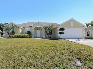 1466 SW Glastonberry Ave, Pt Saint Lucie, FL 34953