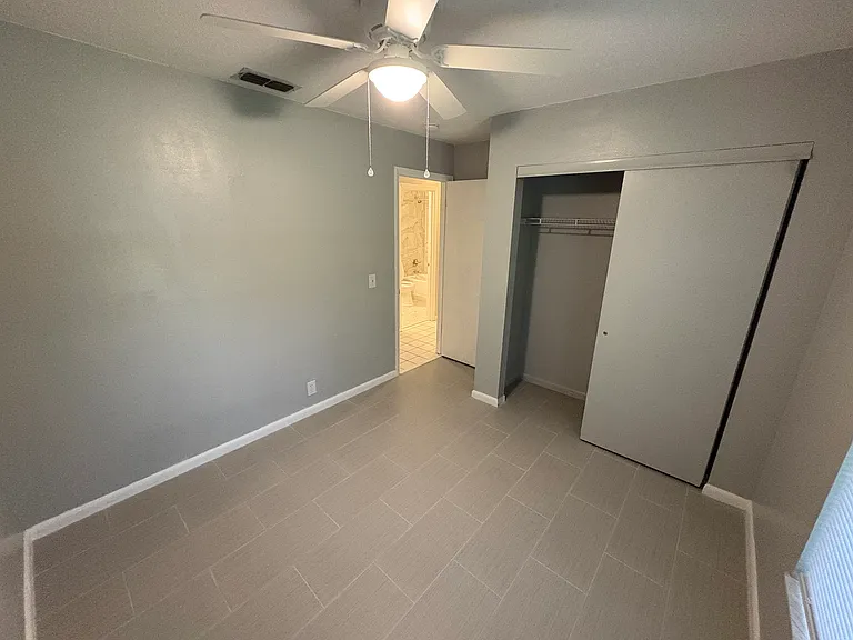 927 Russell Ave — Photo 14