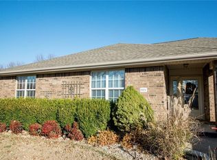 1905 S K St, Rogers, AR 72758