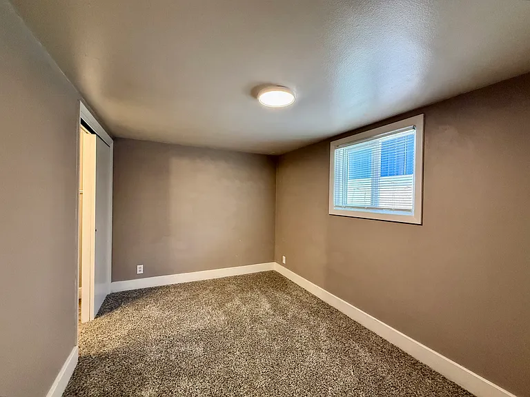 516 S Meldrum St #5 — Photo 12