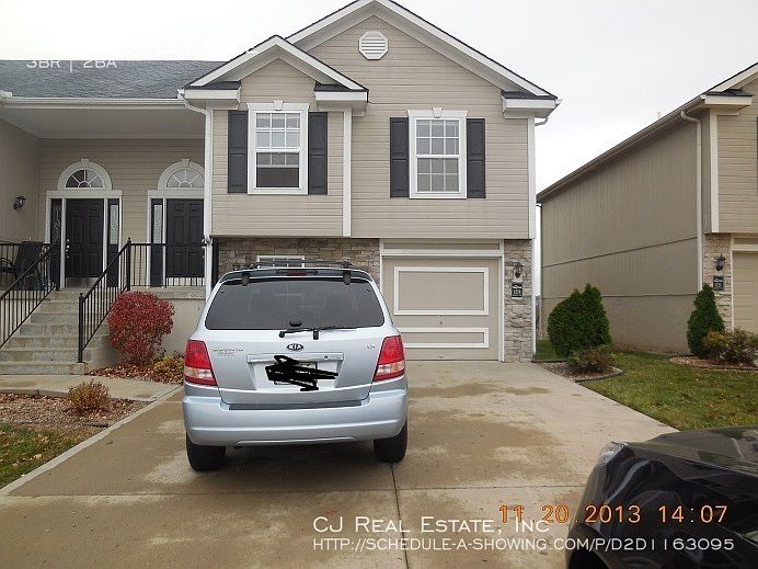 1st image of 1219 NW Ashley Ln