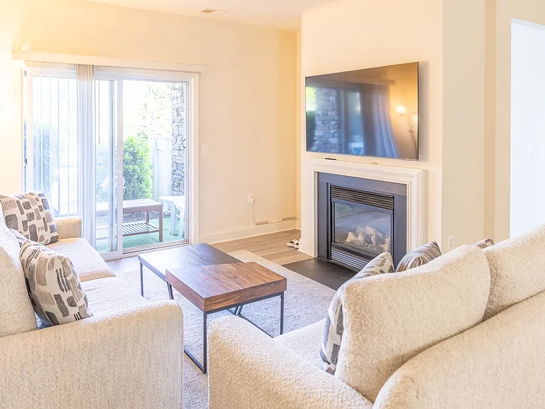 12824 Clarksburg Square Rd #105 — Photo 12