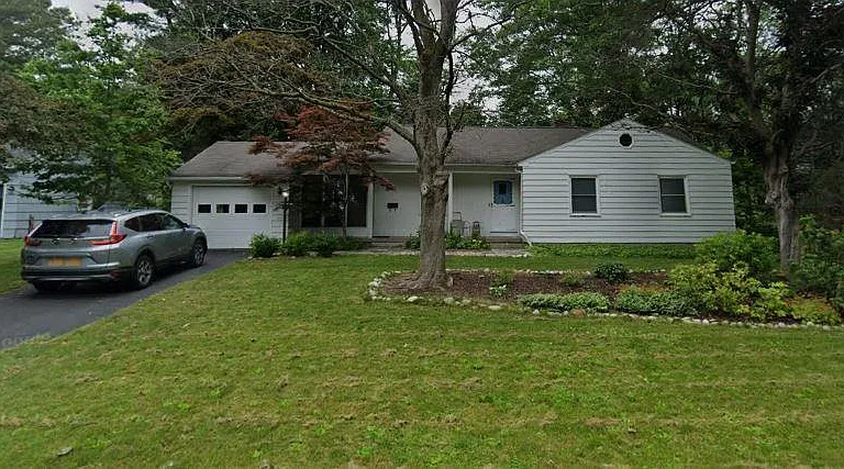 15 Oldox Rd — Photo 1
