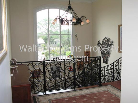 4th image of 10 N Saint Augustine Blvd #2
