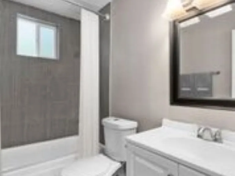 Cresta Run Apartments — Photo 15