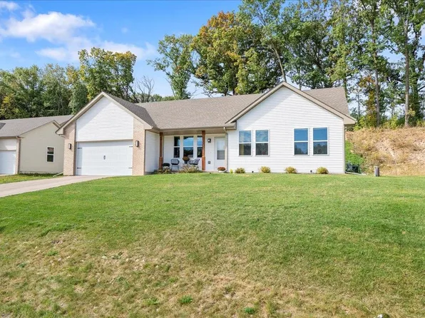 11317 N Mason Dr, Edgerton, WI 53534