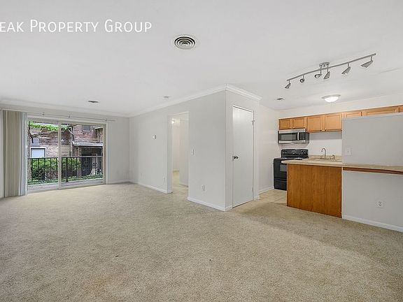 3rd image of 3336 Jefferson Ave APT 12
