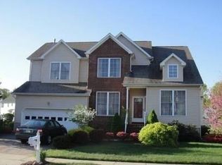 53 Champlain Rd, Monmouth Junction, NJ 08852