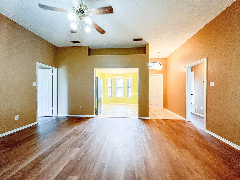 3406 Bamboo Ln — Photo 5
