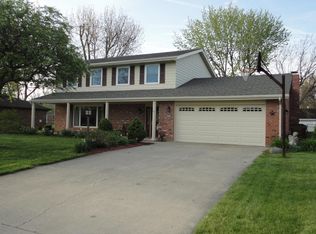727 Primrose Dr, Greenville, OH 45331