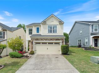 6065 Falls Landing Dr, Cumming, GA 30040