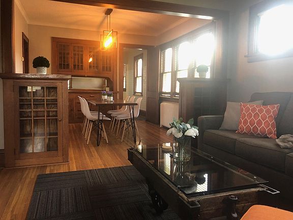3rd image of 924 Smith Ave S Unit 2