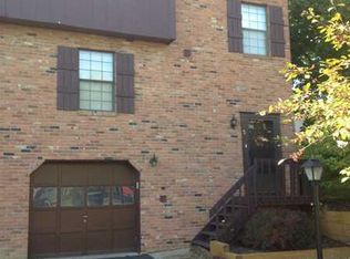 630 Sunset Cir, Cranberry Twp, PA