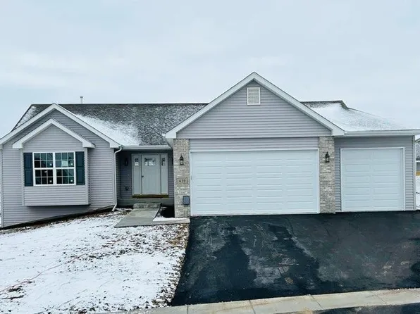 439 Blue Spruce Dr, Poplar Grove, IL 61065