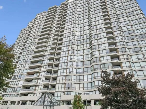 3 Rowntree Rd #1610, Toronto, ON M9V 5G8