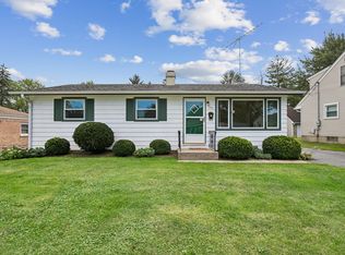 153 School St, Grayslake, IL 60030