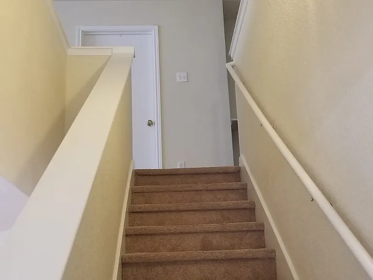 8010 Braes Run — Photo 12