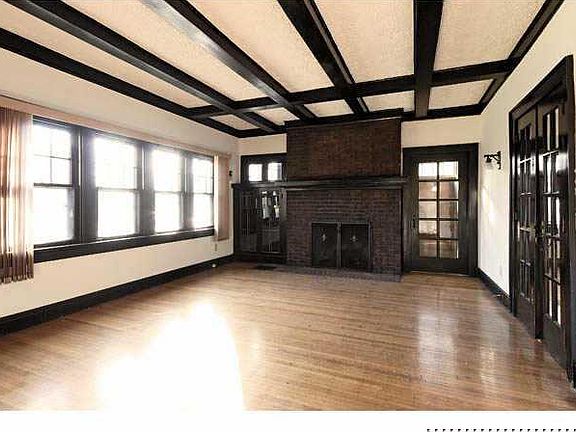 2nd image of 3816 Washington Blvd