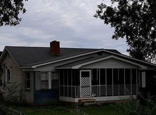 7040 Arthur Gayle Rd, Wedgefield, SC 29168