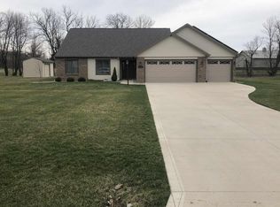 10951 Kress Rd, Roanoke, IN 46783