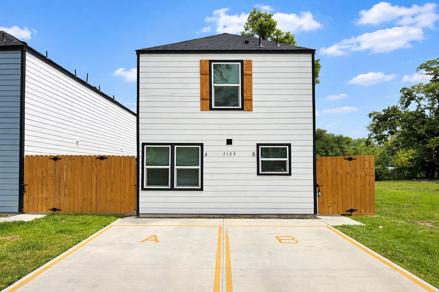 3 bed, 1150 sqft, $1,775 — Photo 1