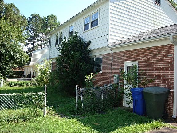 5th image of 7006 Chestnut Ave