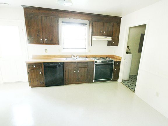 4th image of 721 Cabin Creek Dr