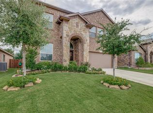 15813 Oak Pointe Dr, Fort Worth, TX 76177
