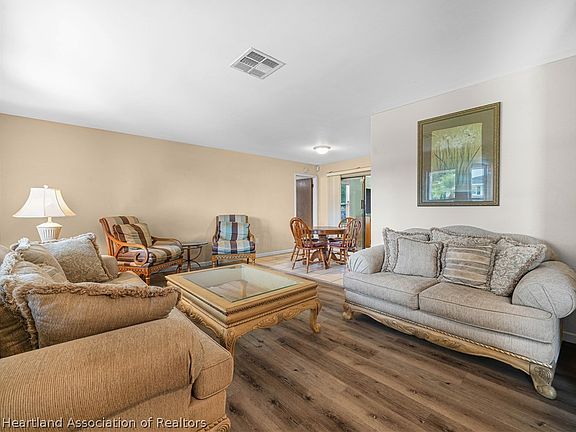 5th image of 1719 Pasco Dr